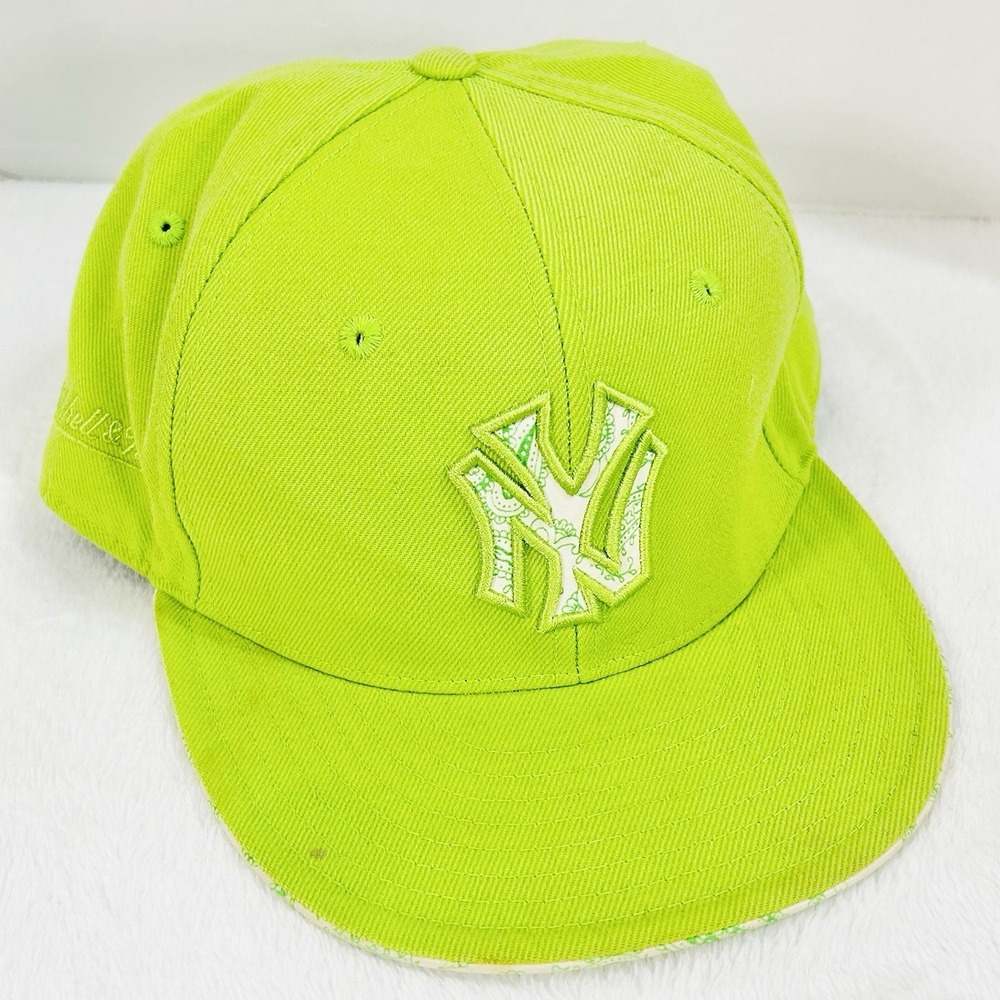 New York Yankees Mitchell & Ness Lime Green Fitted Hat Cap 7 7/8 MLB Baseball